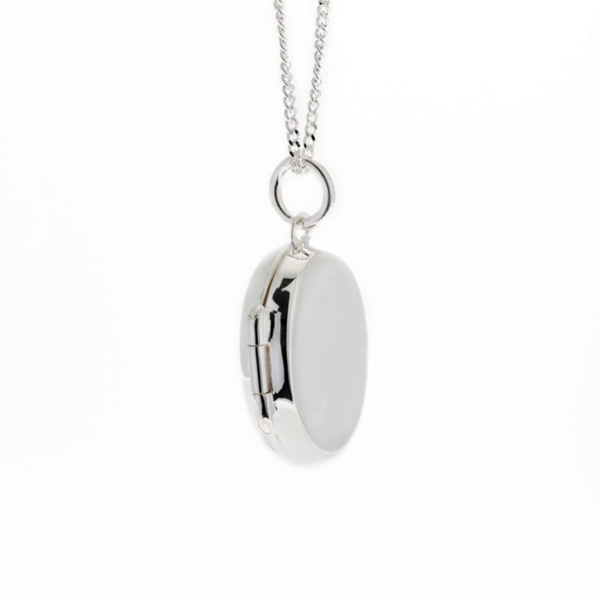 Small Plain Oval Locket P2703