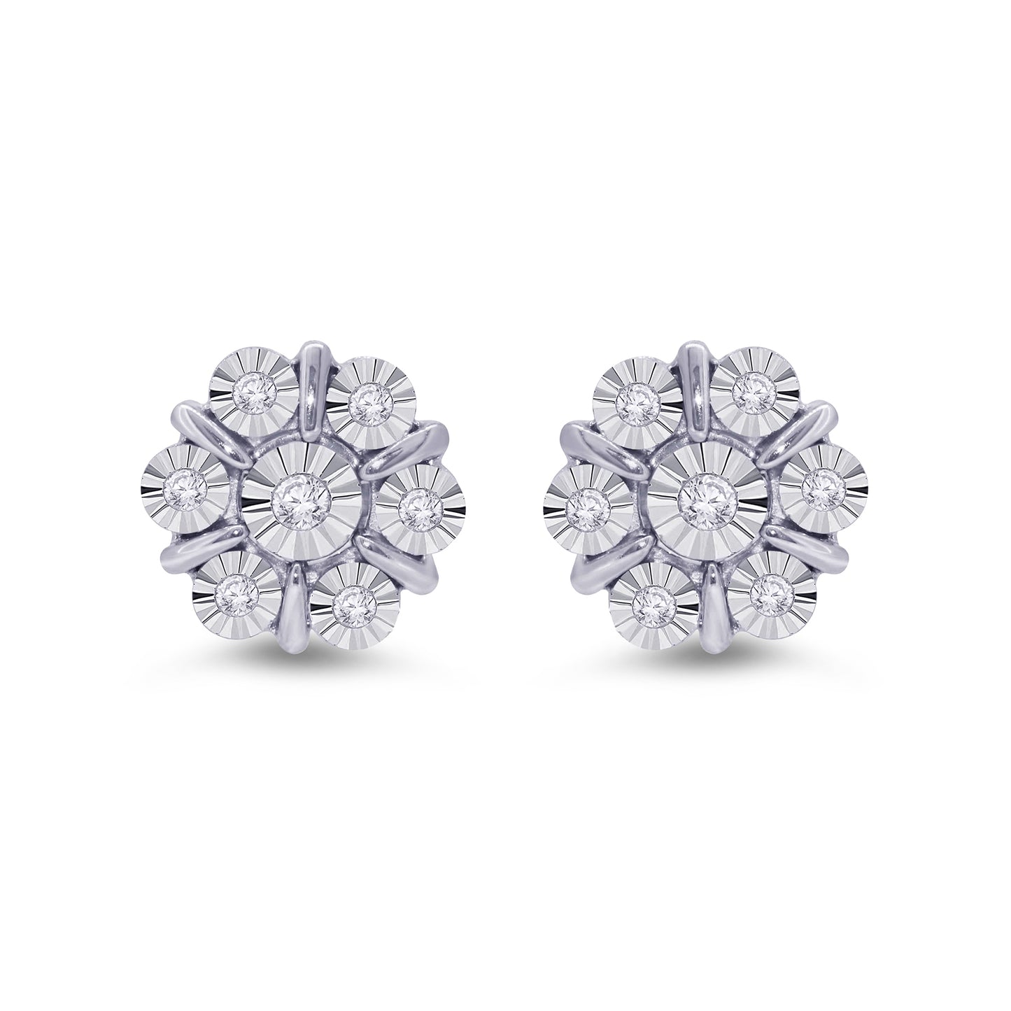 9ct White Gold Diamond Earrings - DE642W