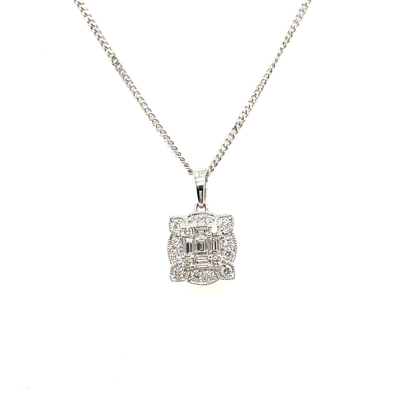 18ct Gold Diamond Vintage Style Pendant