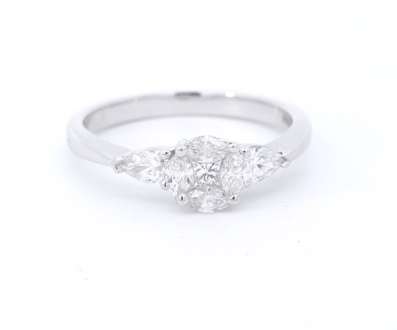 18ct White Gold Diamond Cluster Ring 0.69ct - 129108