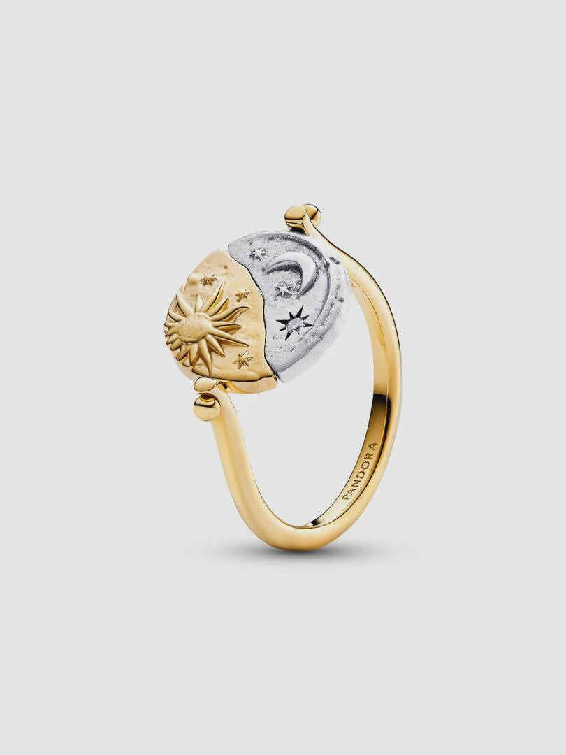 PANDORA Sun & Moon Reversible Medallion Ring 164810C01