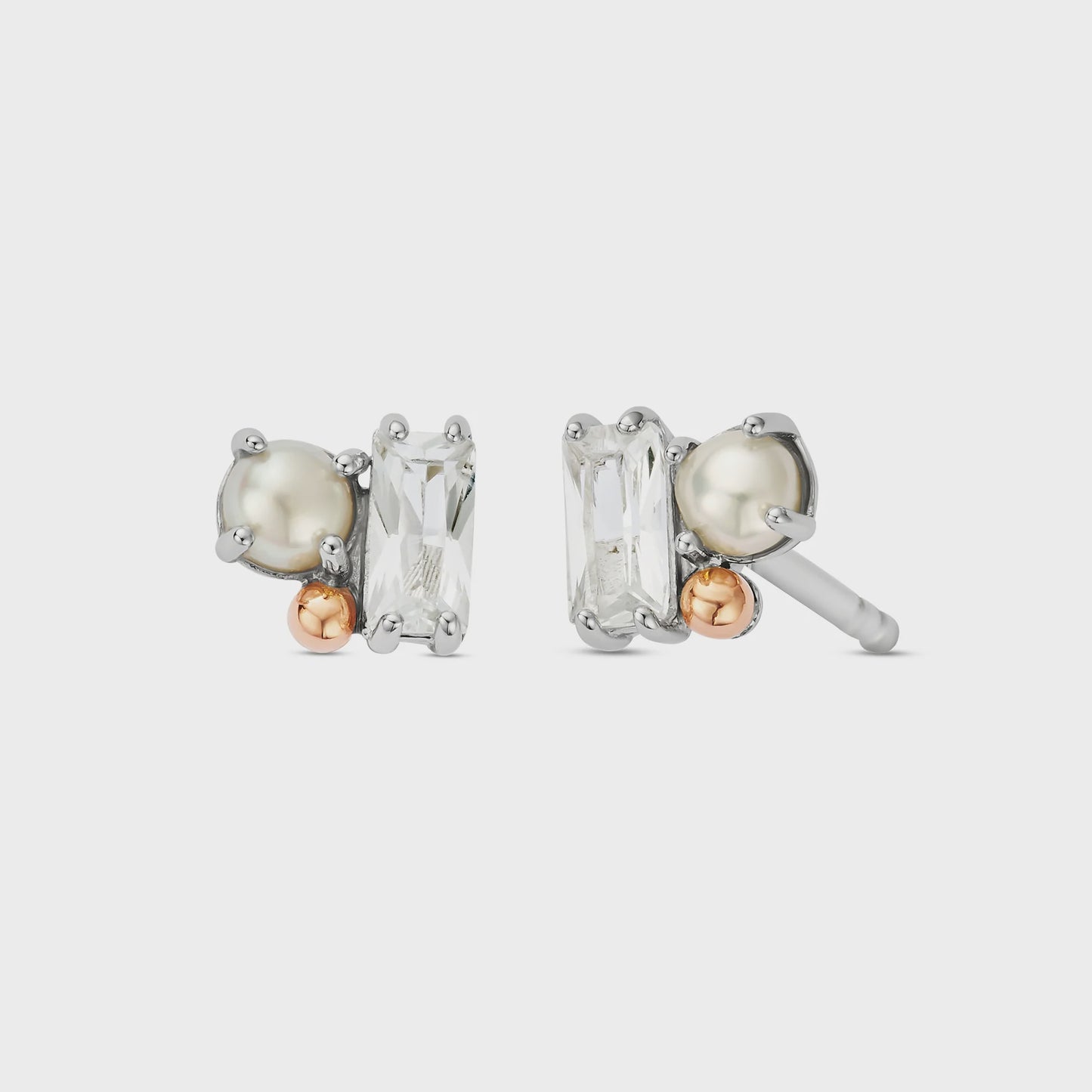 CLOGAU Nature's Wonder Sterling Silver Beachcomber Cluster Stud Earrings with Topaz & Pearl 3SNWO936