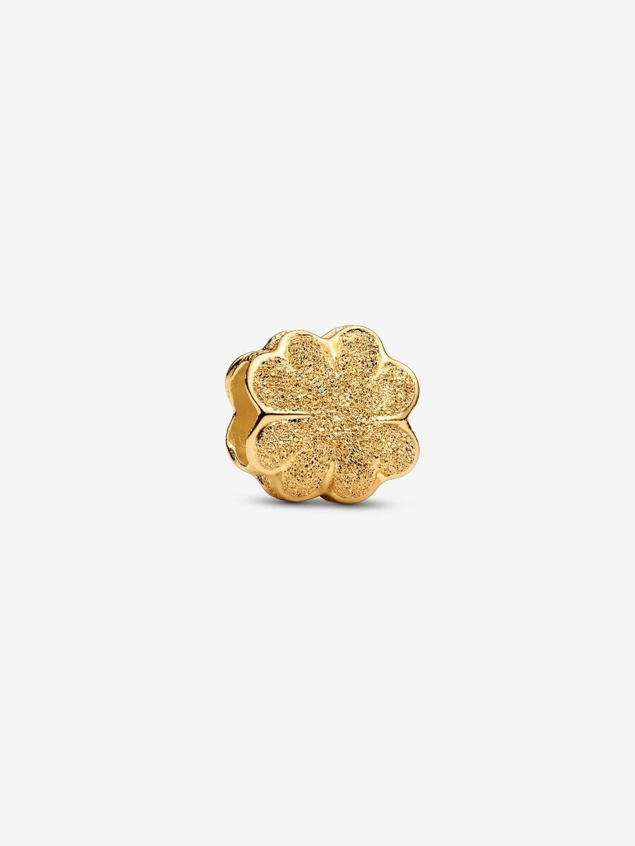PANDORA Textured Clover Mini Charm 764047C00