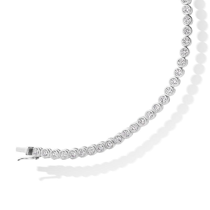 18ct White Gold Diamond Line Bracelet MQ3221