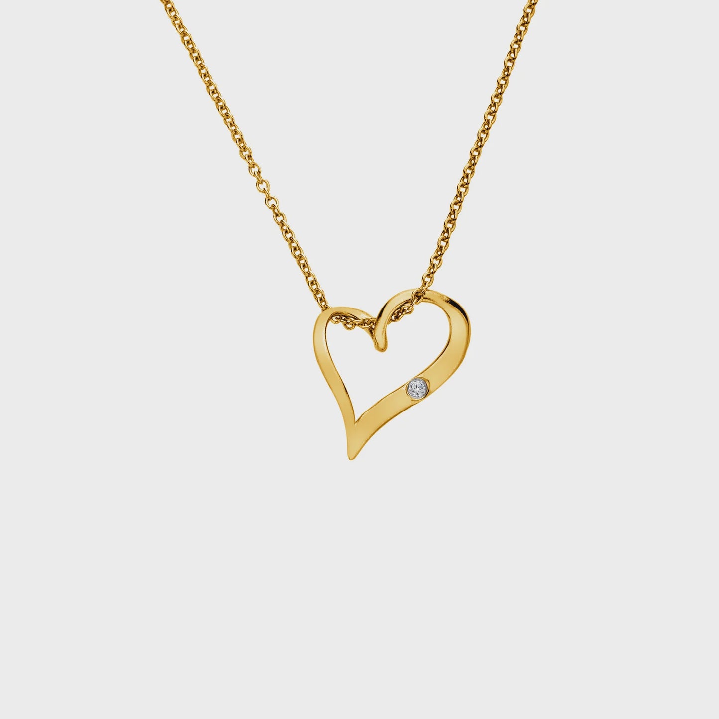 HD X GE Delicate Pointed Twist Heart Pendant DP1088