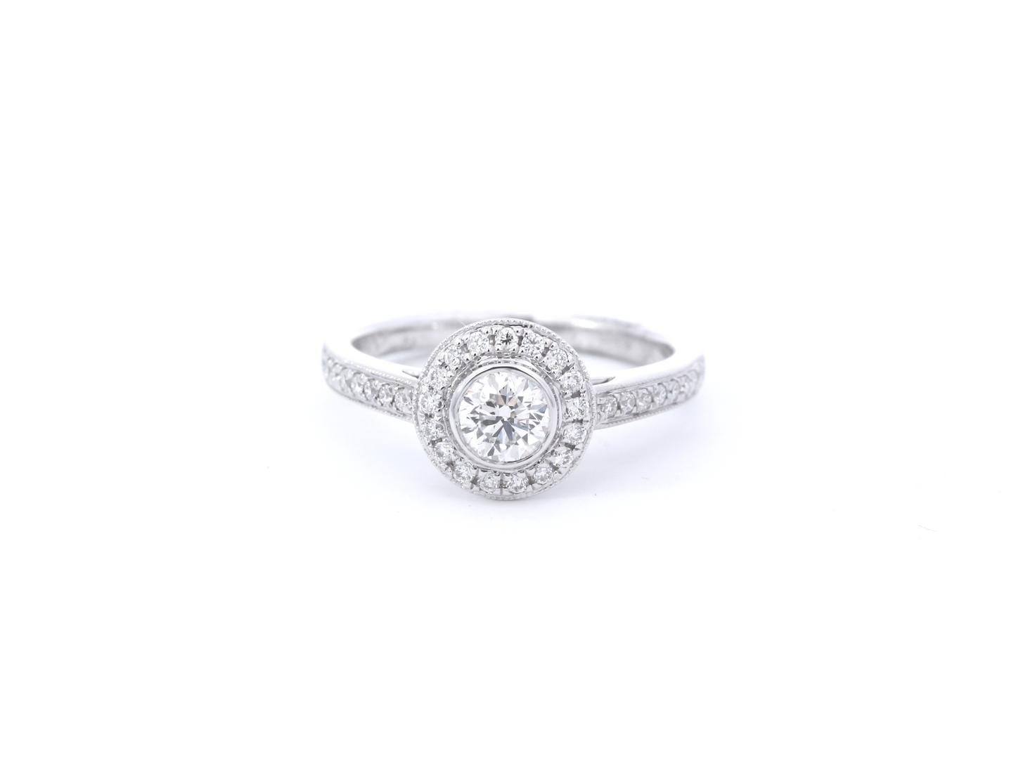 18ct White Gold Halo Cluster Diamond Ring 0.42ct