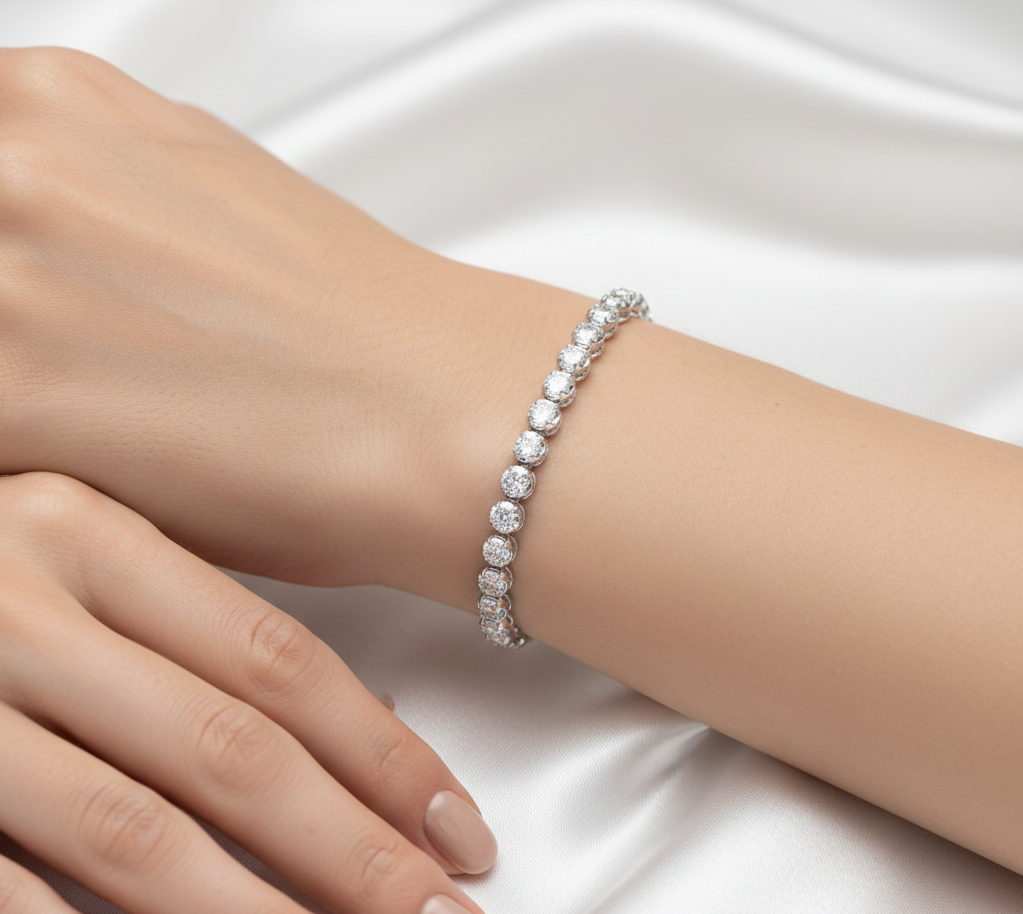 18ct White Gold Diamond Line Bracelet 10.09ct