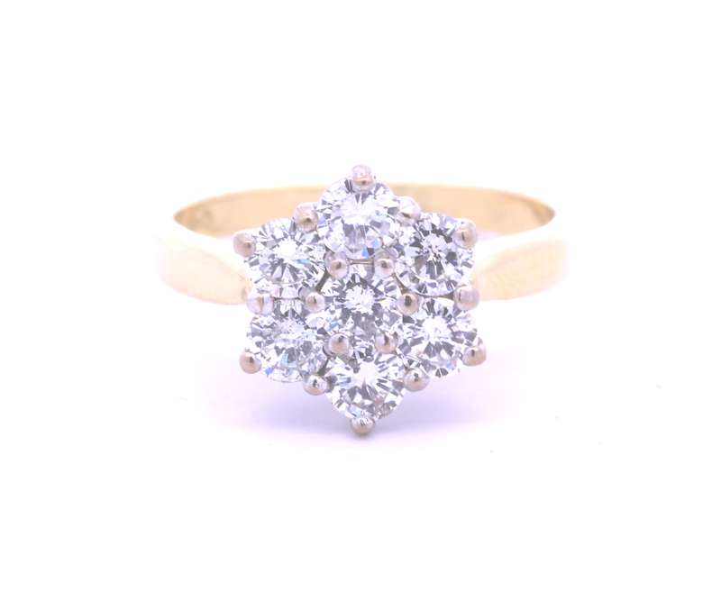 18ct Gold Diamond Star Cluster Ring 0.75ct