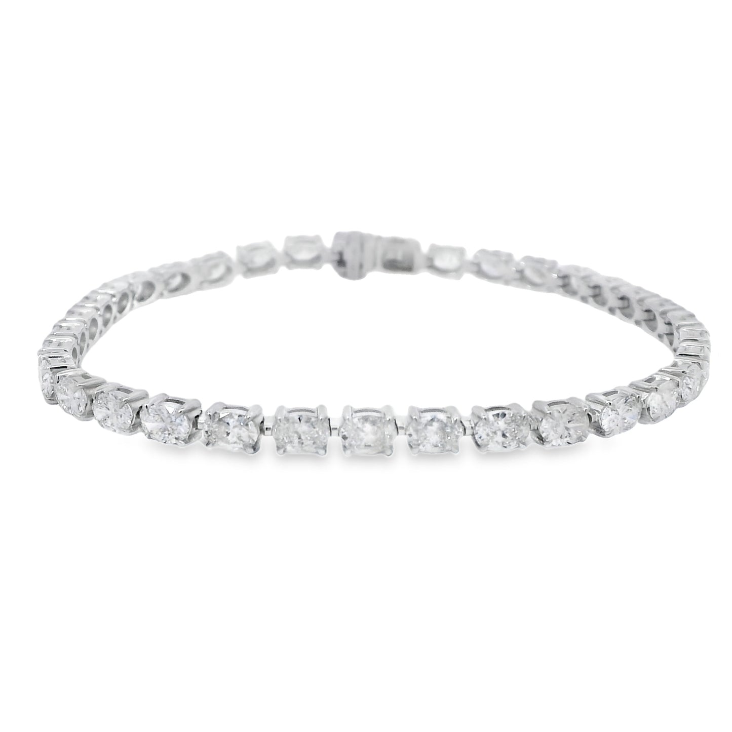18ct White Gold Oval Cut Lab Grown Diamond Bracelet
