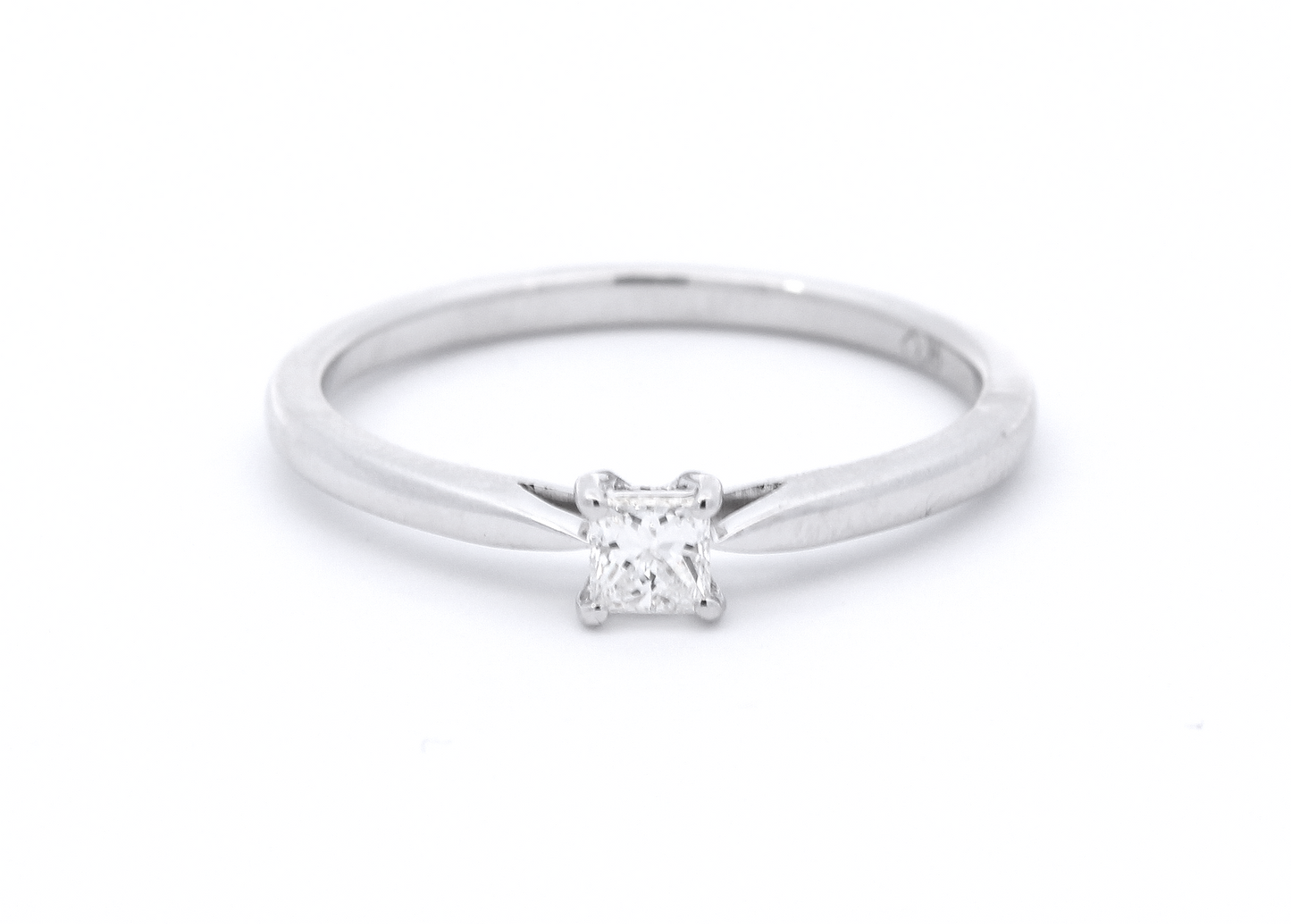 9ct Gold Princess Cut Solitaire Diamond Ring 0.15ct