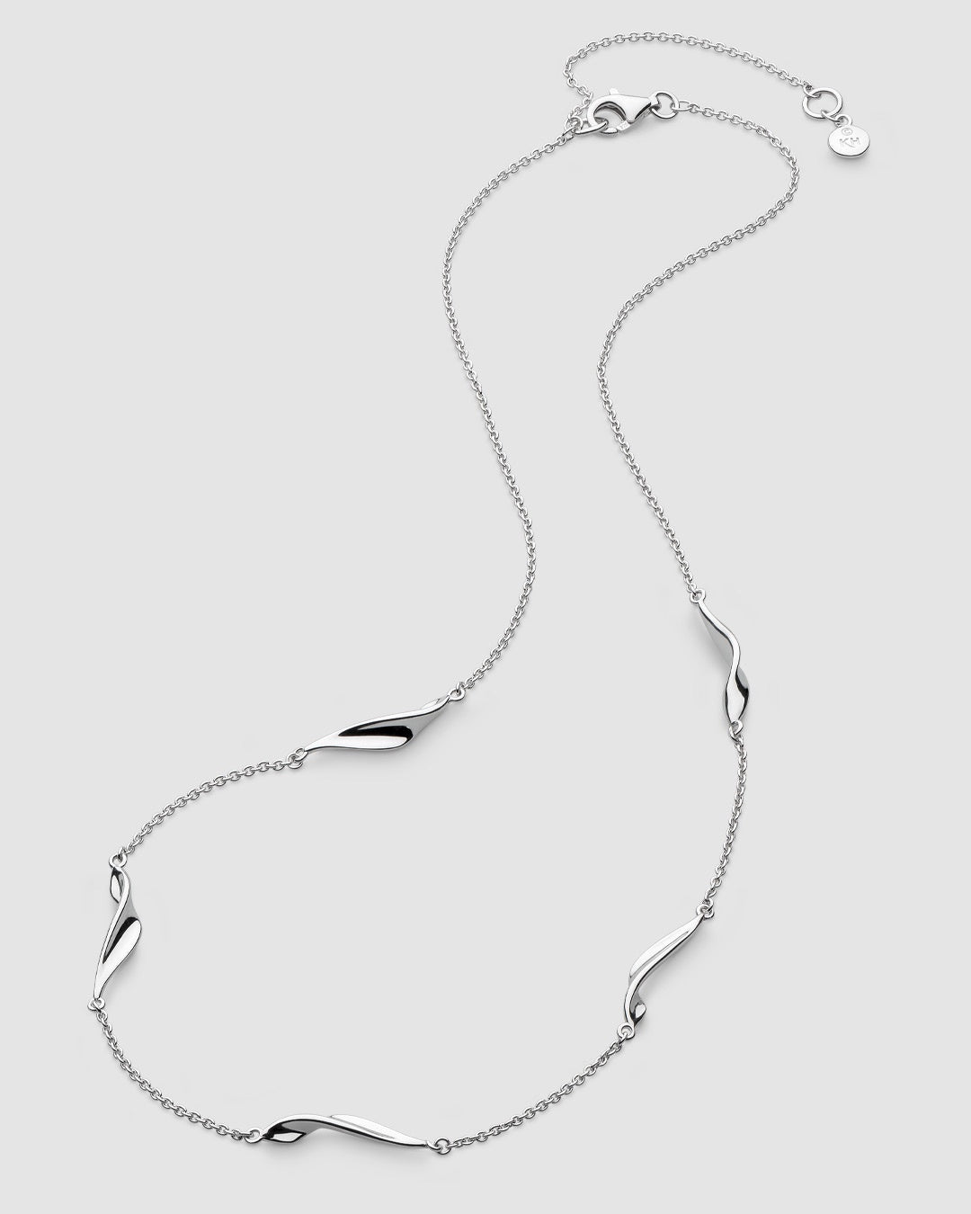 Kit Heath Serenity Curve Station Necklace 91193RP