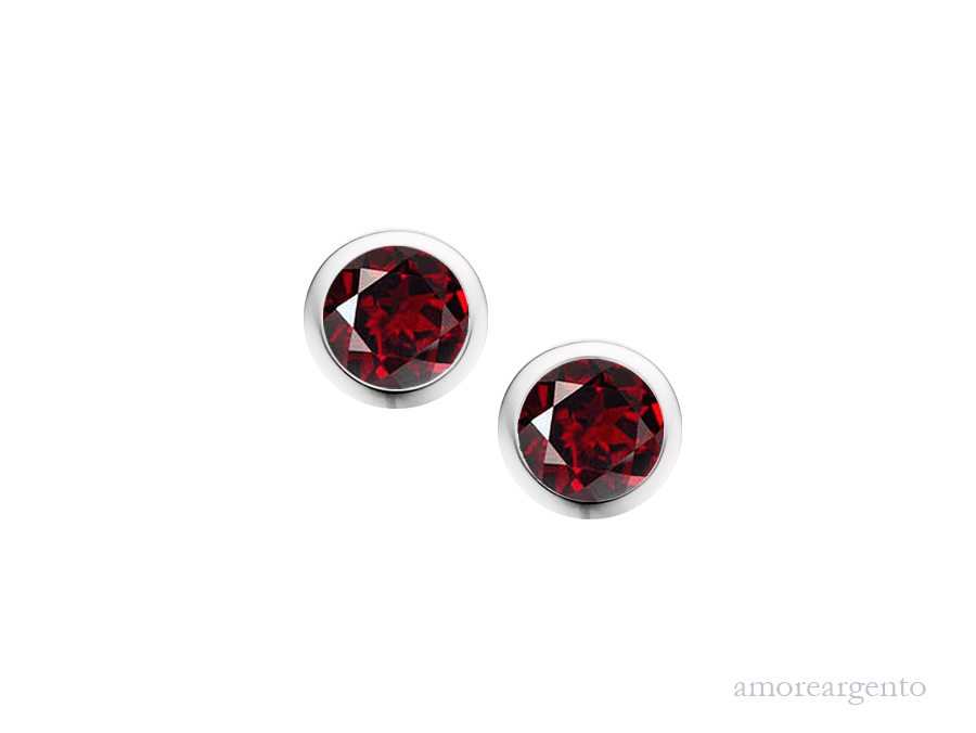 Silver 4mm Garnet Round Earrings