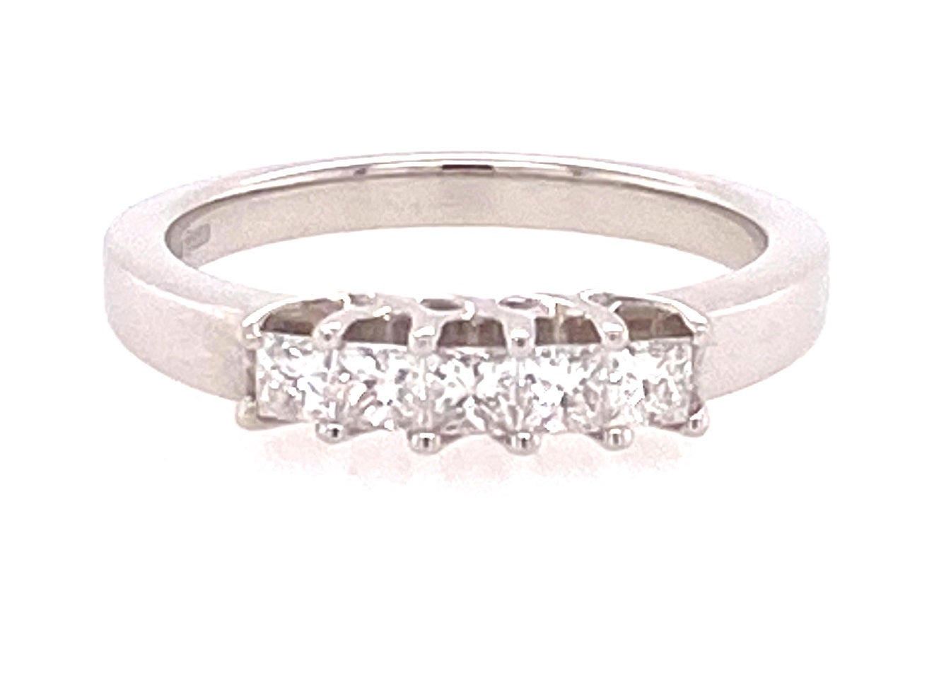 18ct Gold Five Stone Diamond Ring 60061