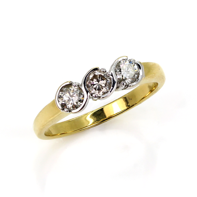 18ct Gold Trilogy Diamond Ring - 140DIA