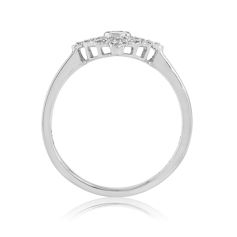 9ct White Gold Diamond Ring - 375