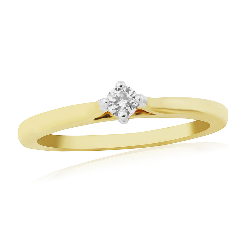 9ct Gold Solitaire Diamond Ring - DR869