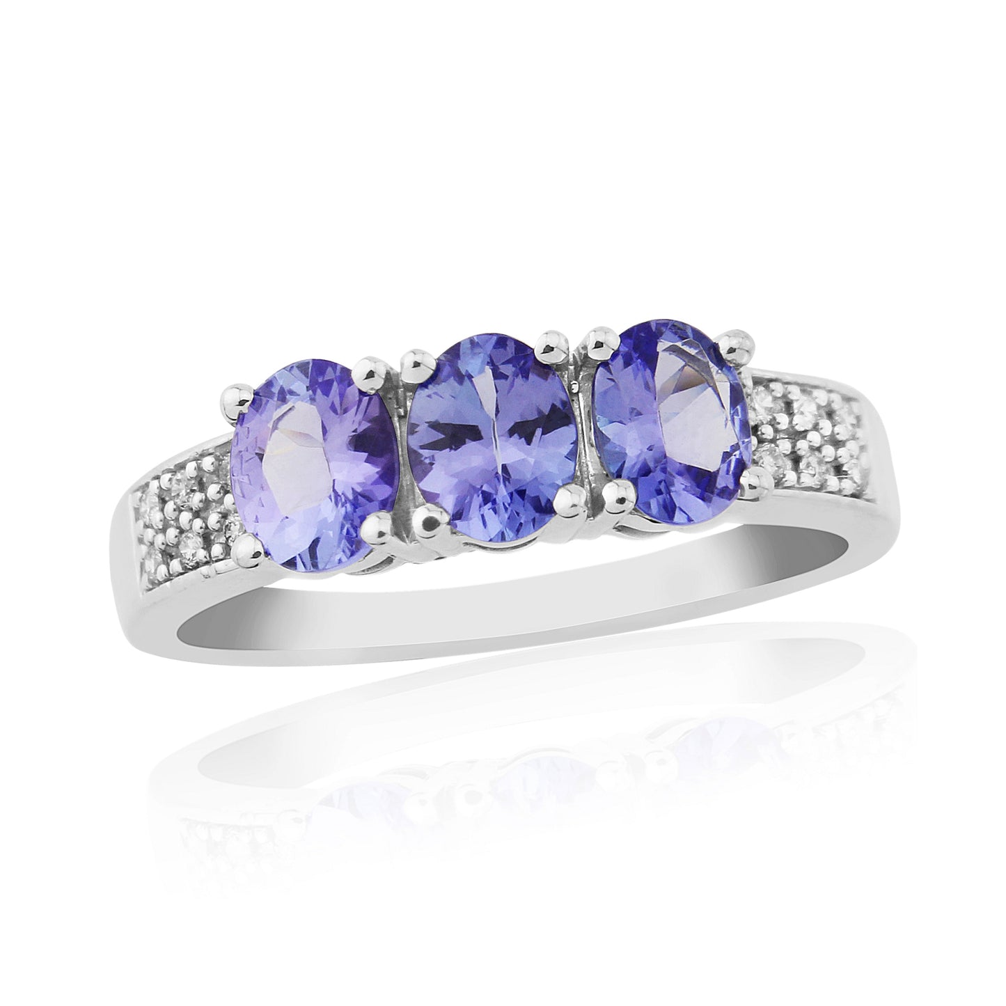 9ct White Gold Tanzanite & Diamond Ring - W Gold Tanz