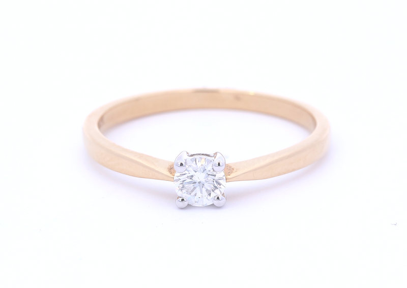 18ct Gold Solitaire Diamond Ring 0.15ct - OR503