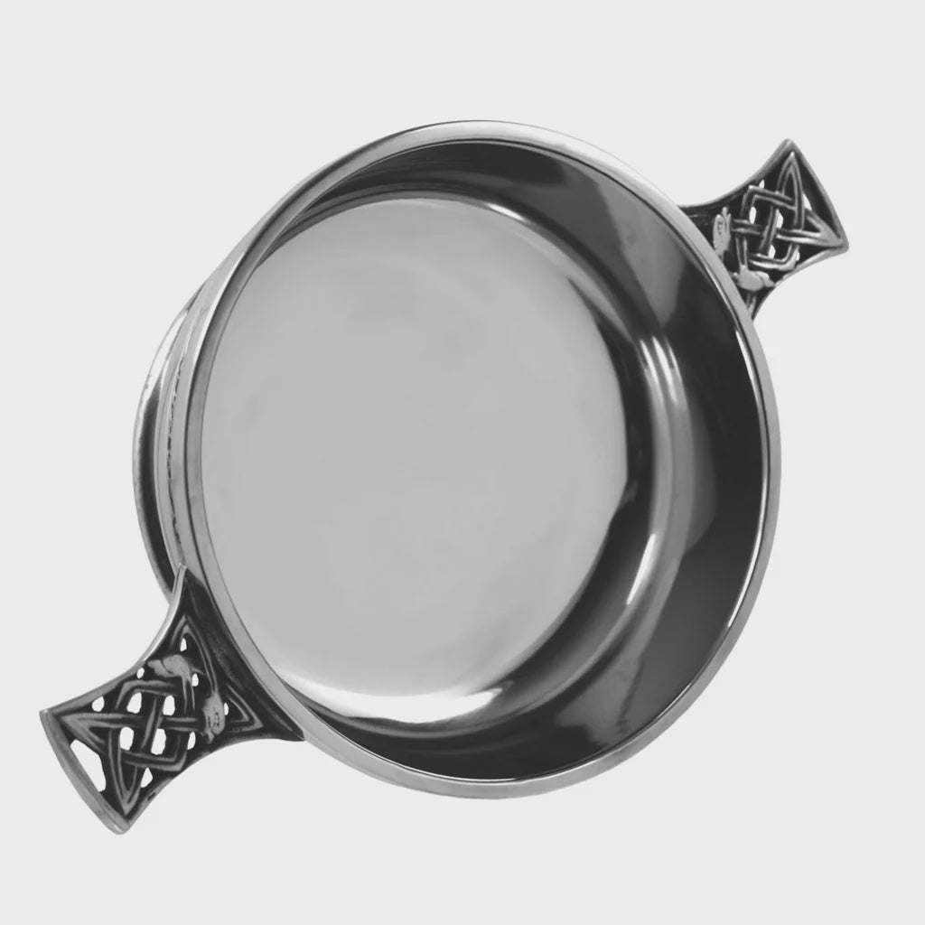 4.5 Inch Celtic Knot Handle Pewter Quaich Bowl PQ503