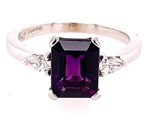 18ct Gold White Gold Amethyst & Diamond Ring