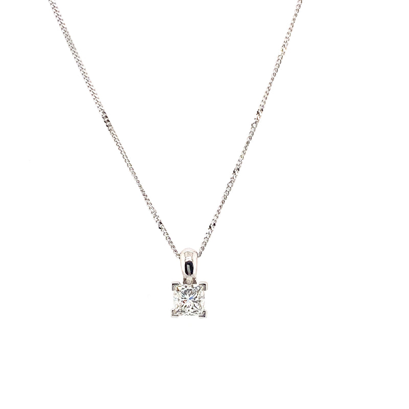 18ct White Gold Diamond Pendant