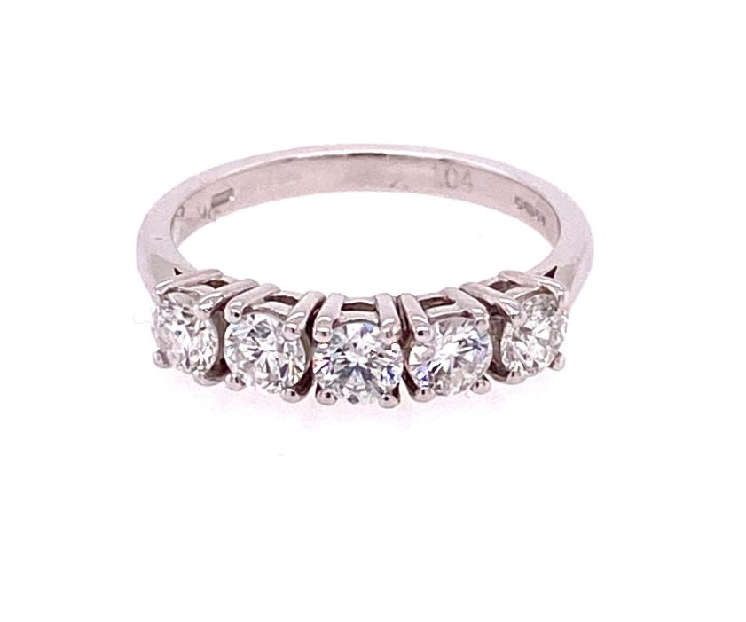 18ct Gold Diamond Five Stone Ring 5DG1005