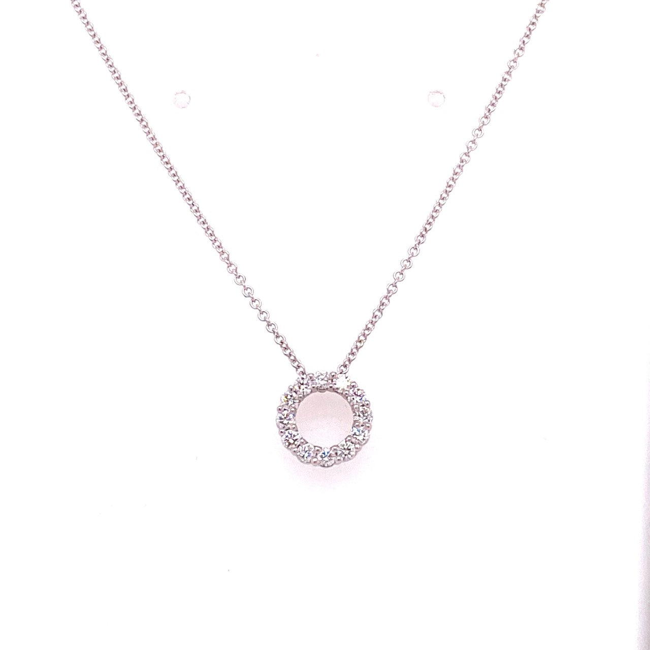 18ct Gold Diamond Circle Pendant ARG1409