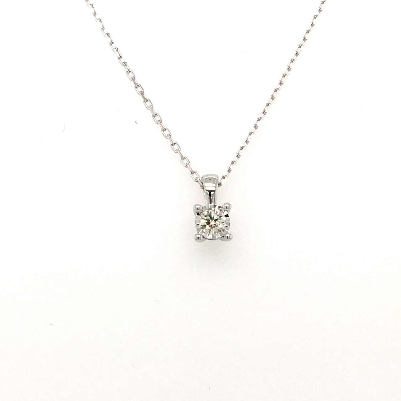 9ct White Gold Diamond Pendant - WG Dia